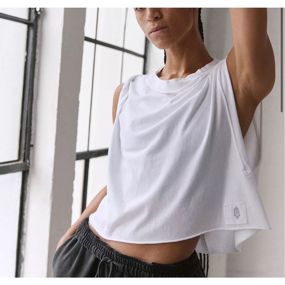 Free People FP movement Inspire Tank top in white small NWOT - Picture 2 of 6